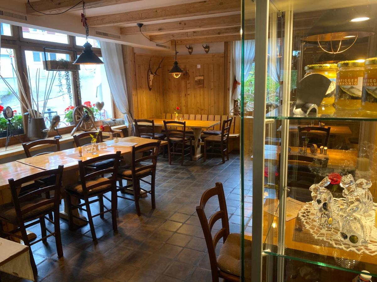 Gasthaus Edelweiss Langwies Екстериор снимка